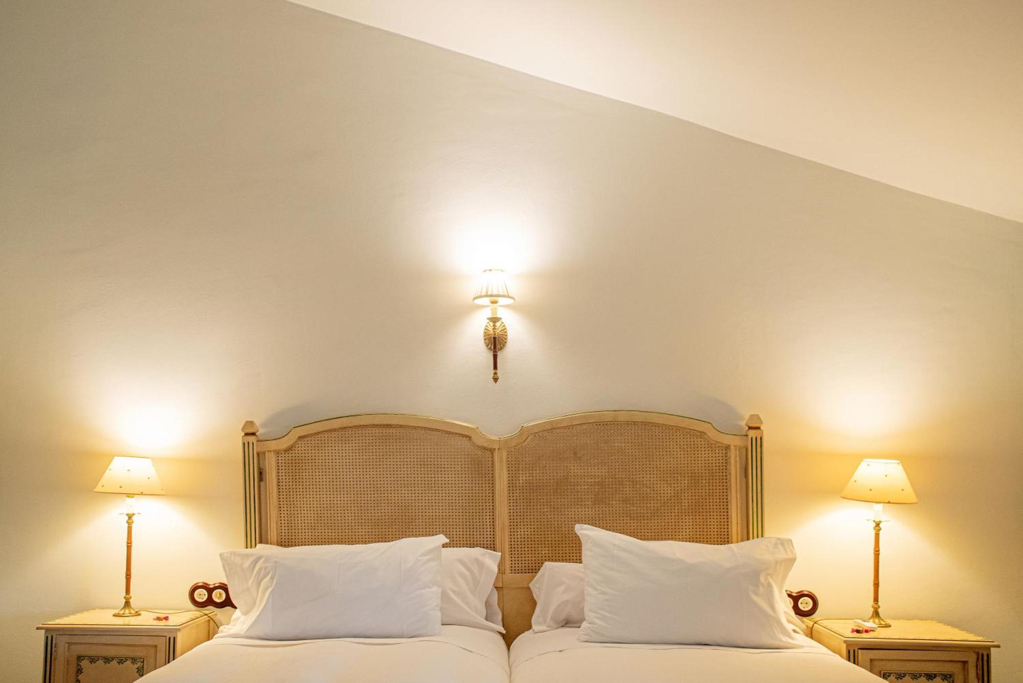 Hotel Boutique Conde De La Corte サフラ エクステリア 写真