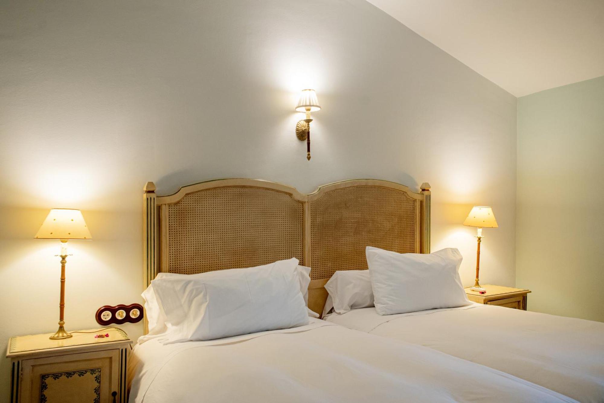 Hotel Boutique Conde De La Corte サフラ エクステリア 写真