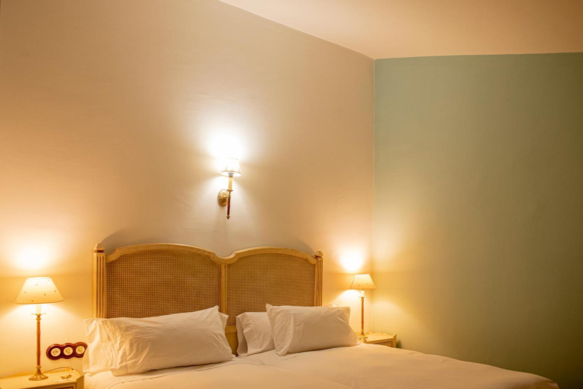 Hotel Boutique Conde De La Corte サフラ エクステリア 写真