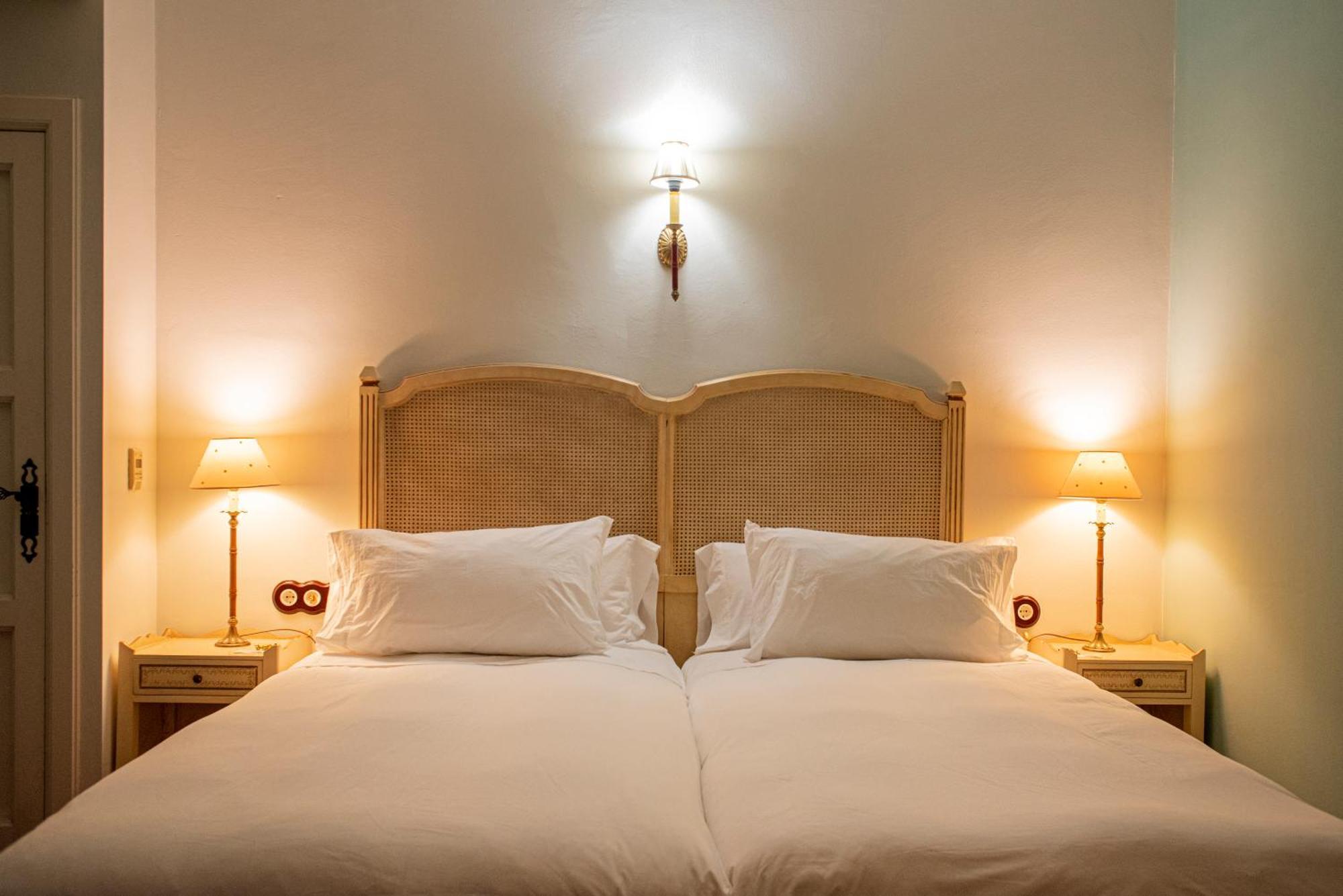 Hotel Boutique Conde De La Corte サフラ エクステリア 写真