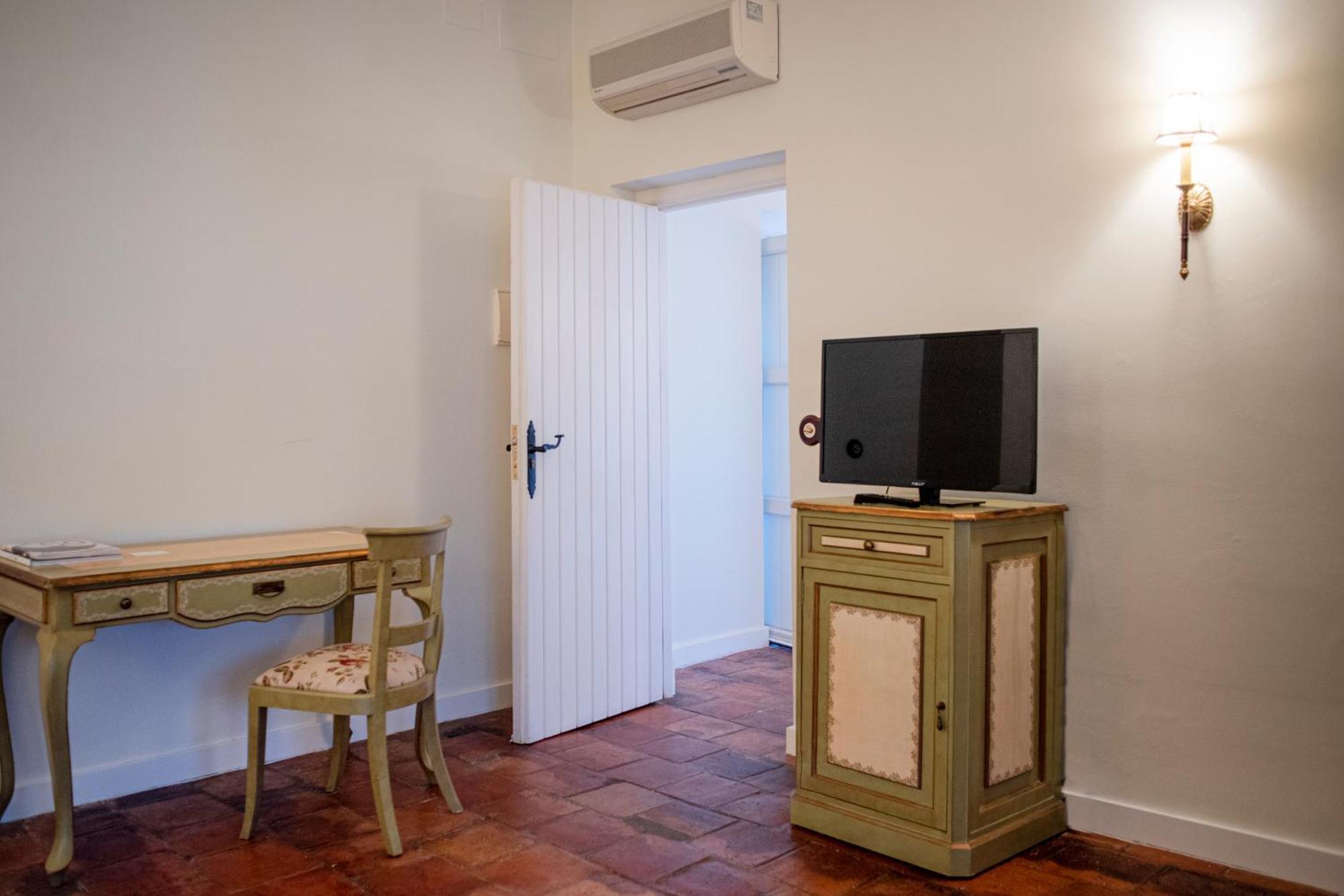 Hotel Boutique Conde De La Corte サフラ エクステリア 写真