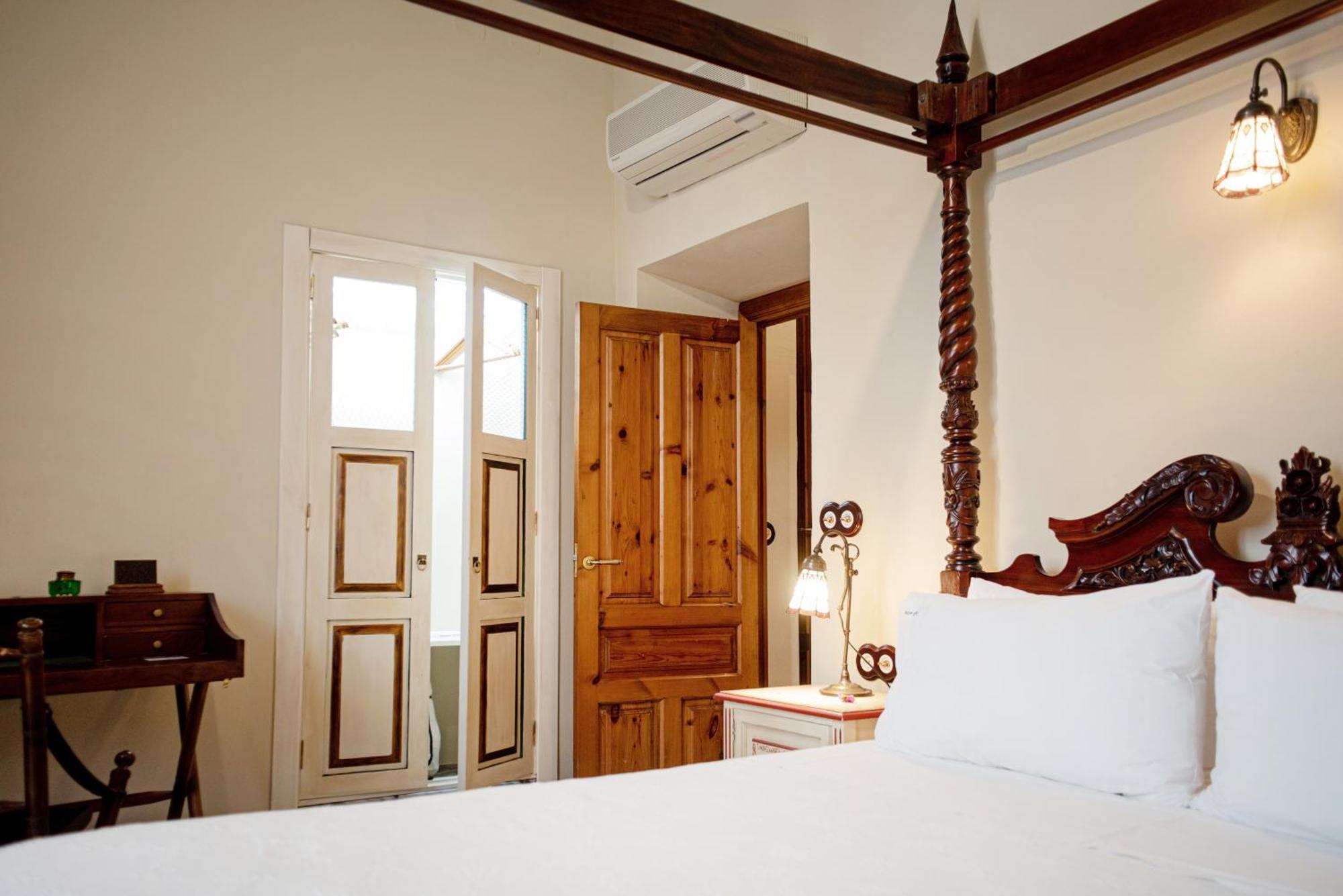 Hotel Boutique Conde De La Corte サフラ エクステリア 写真