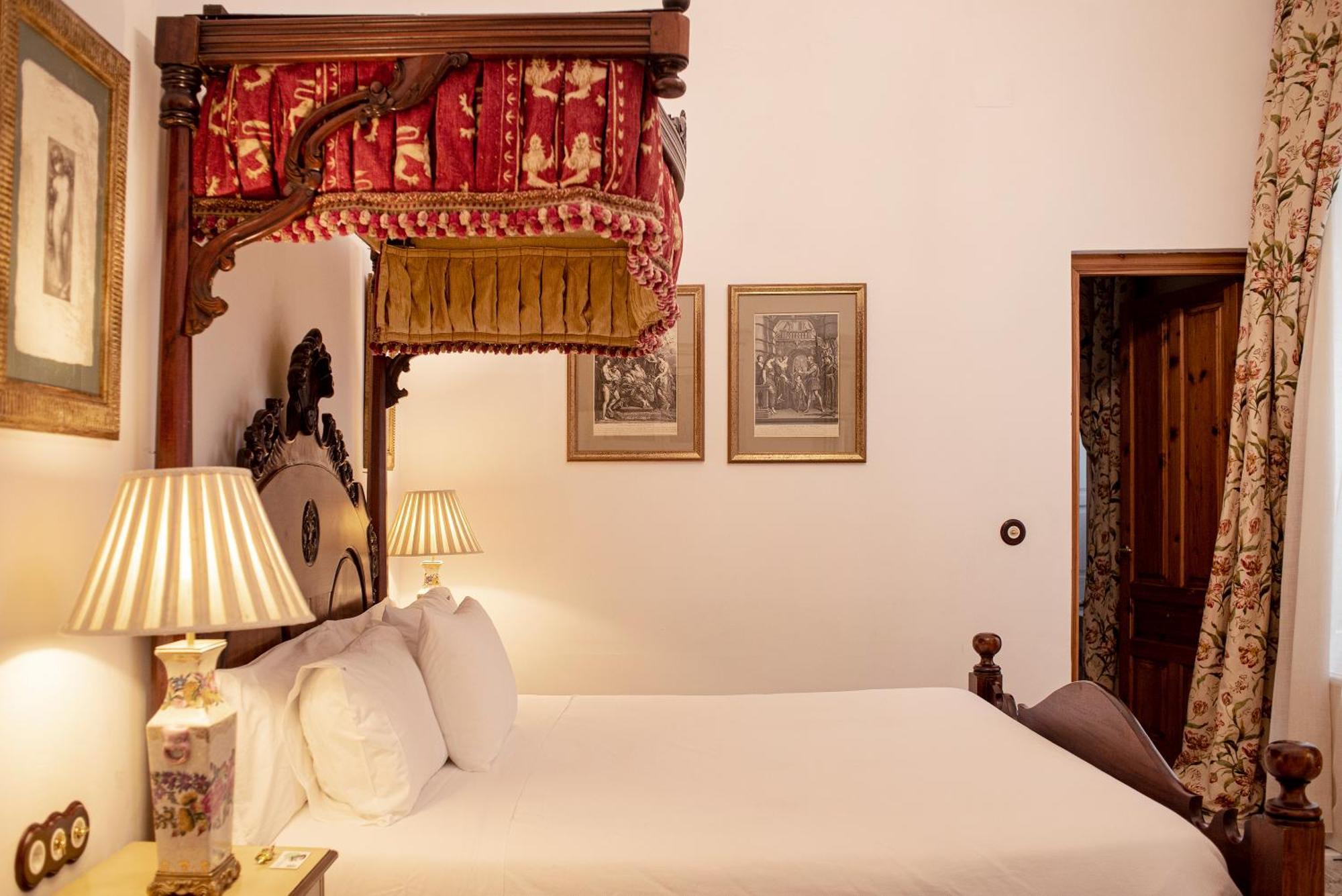 Hotel Boutique Conde De La Corte サフラ エクステリア 写真