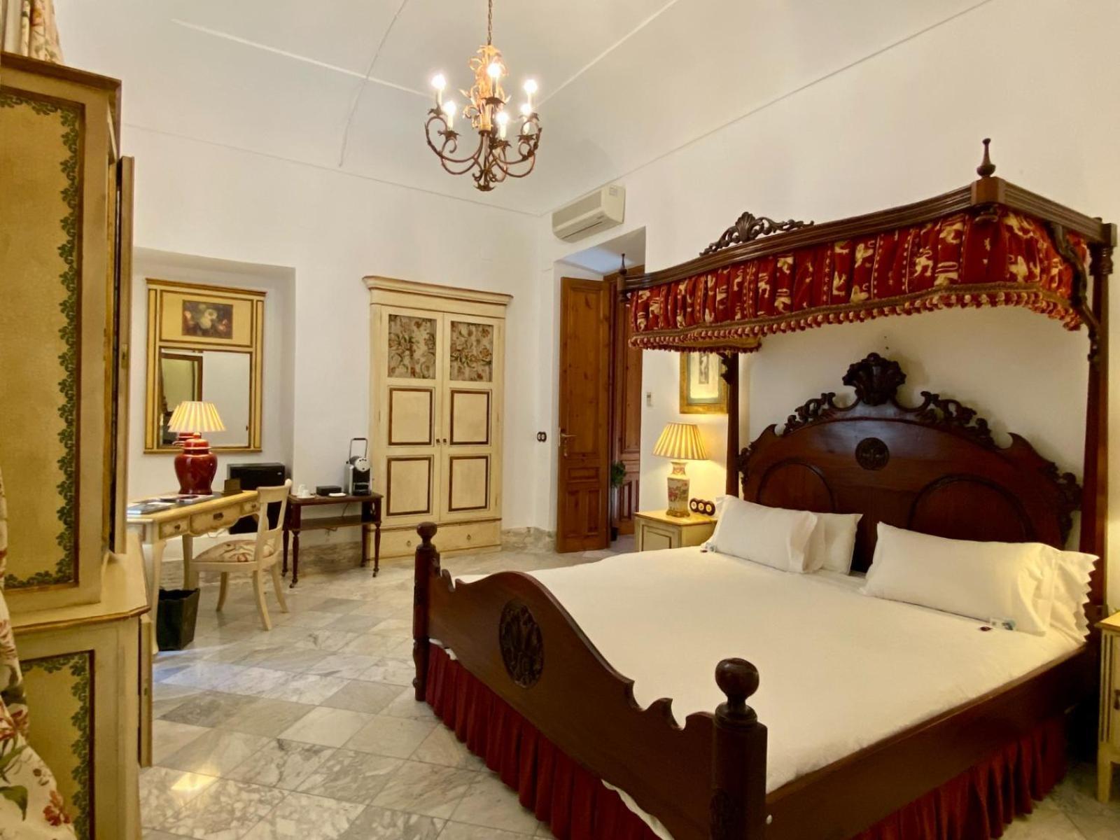 Hotel Boutique Conde De La Corte サフラ エクステリア 写真