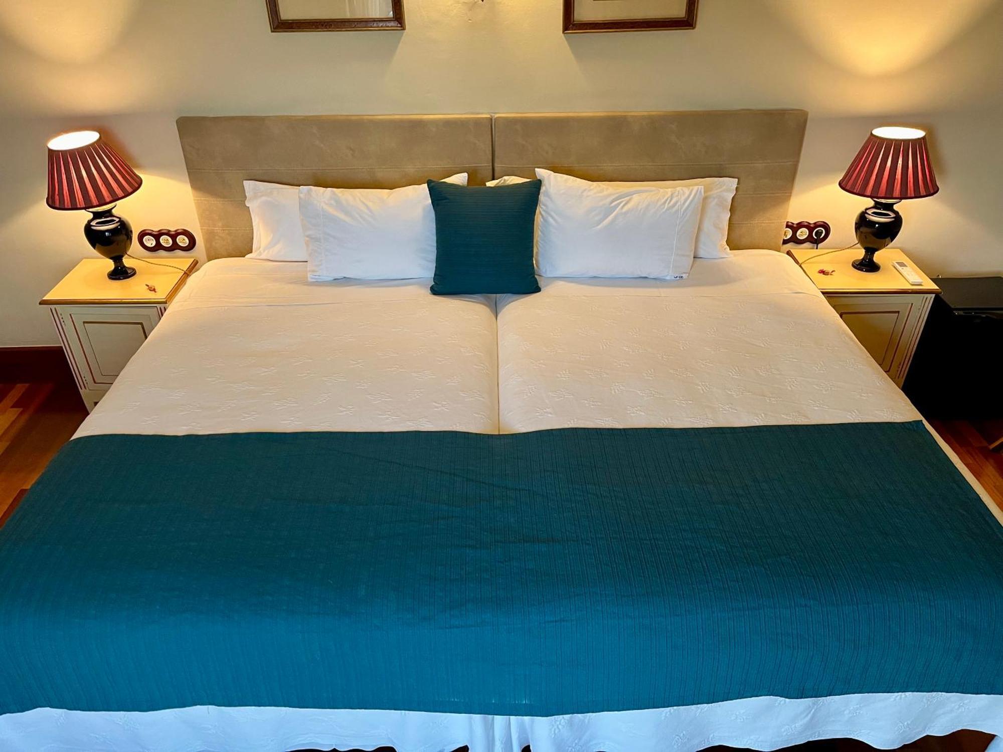 Hotel Boutique Conde De La Corte サフラ エクステリア 写真