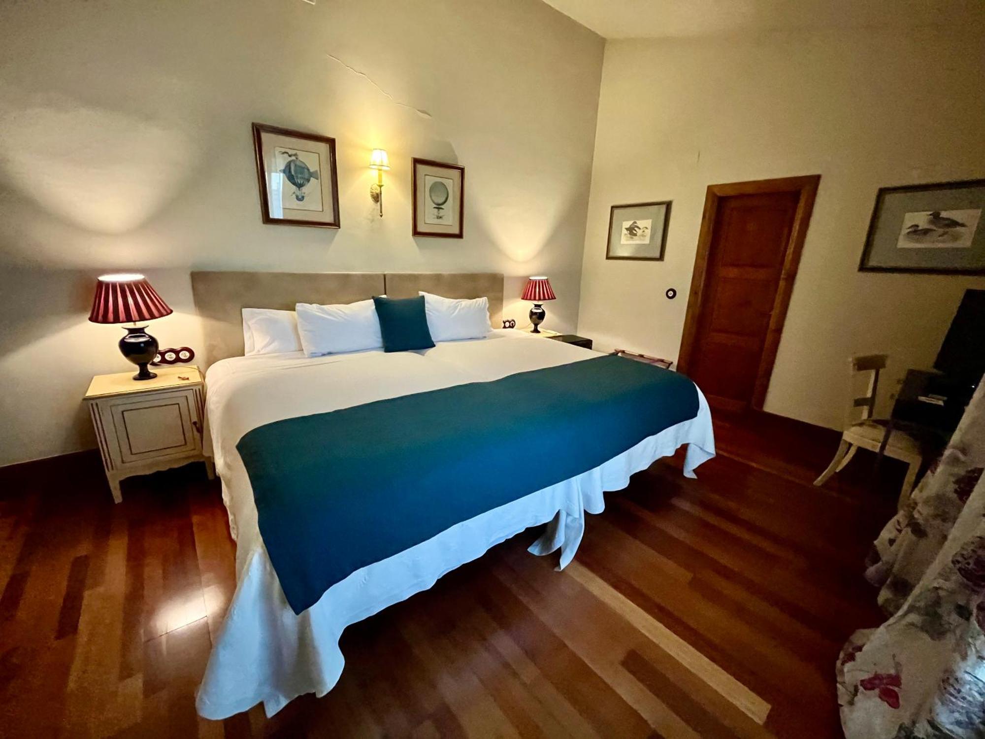 Hotel Boutique Conde De La Corte サフラ エクステリア 写真