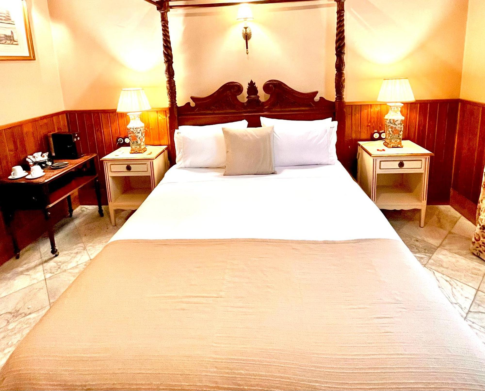 Hotel Boutique Conde De La Corte サフラ エクステリア 写真